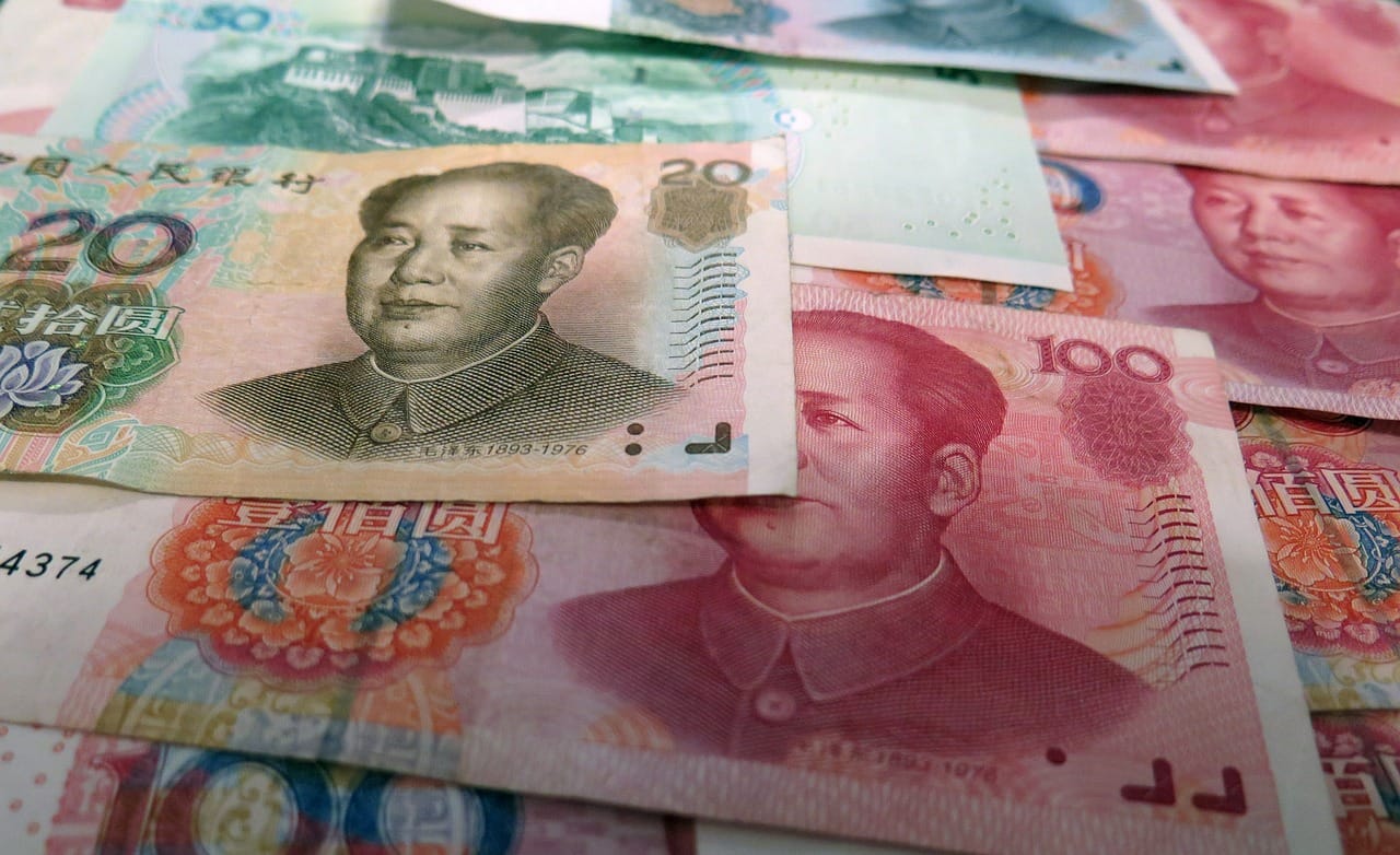 Downward Pressure on China's Renminbi | Sharp Decline in Inbound Investment Leads to Net FDI Deficit : Image Credit: Pixabay 