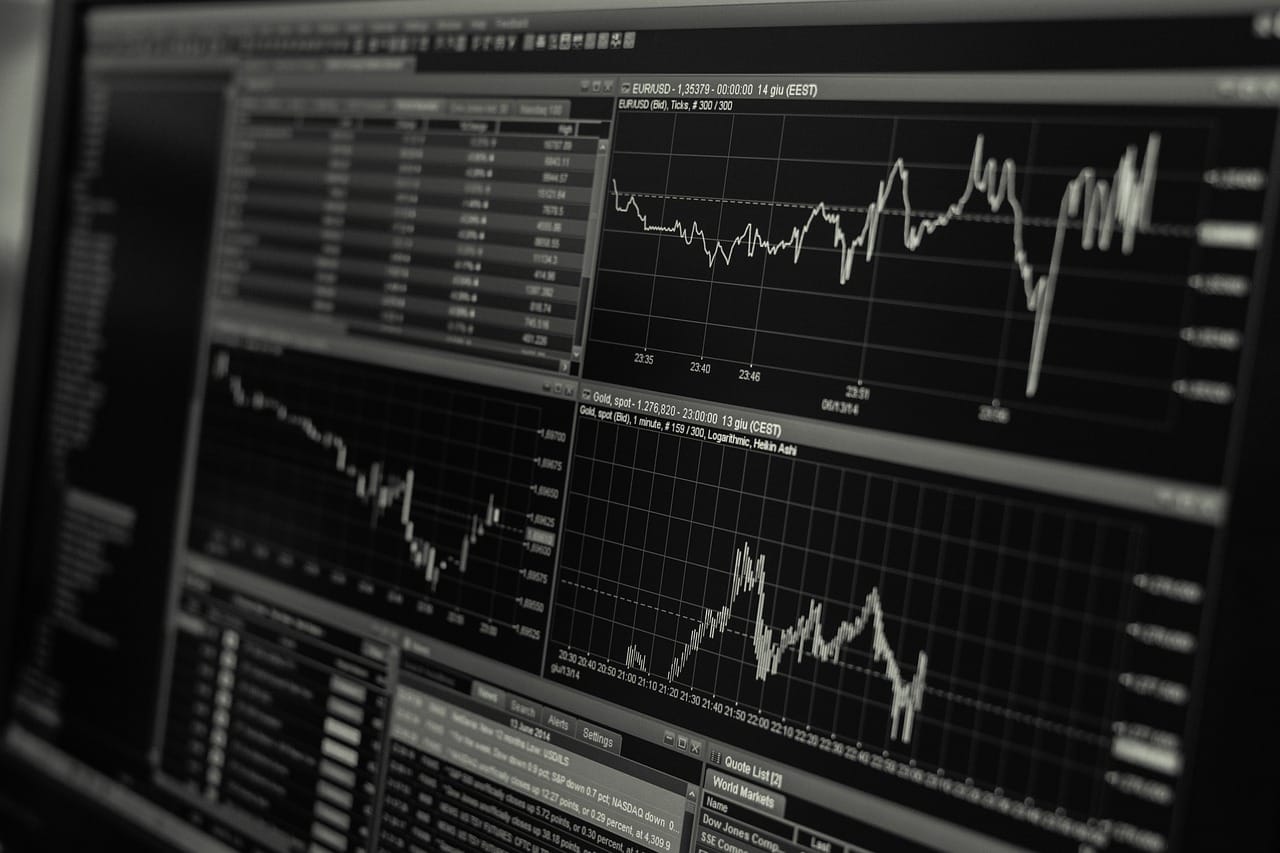 Mastering Forex Trading: A Guide to Choosing the Best Platforms and Tools | Image Credit: Pixel 