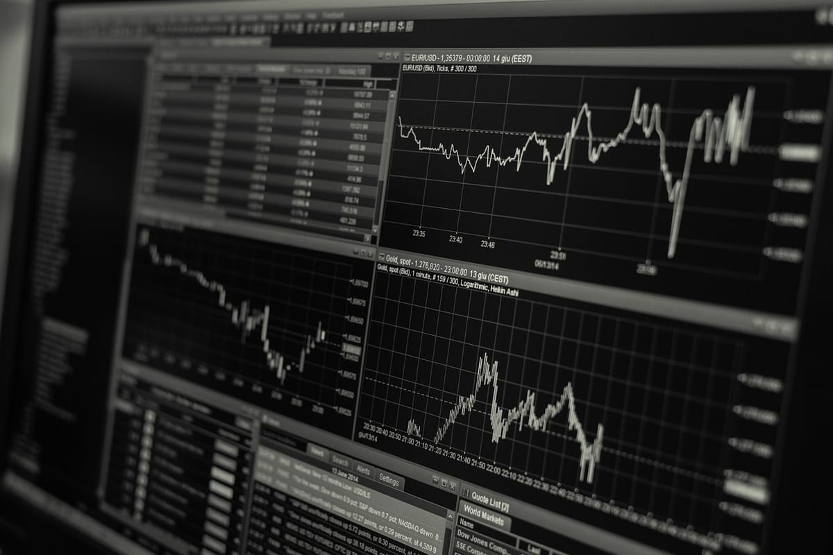 Mastering Exchange Rate Forecasting | A Comprehensive Analysis of Predictive Techniques